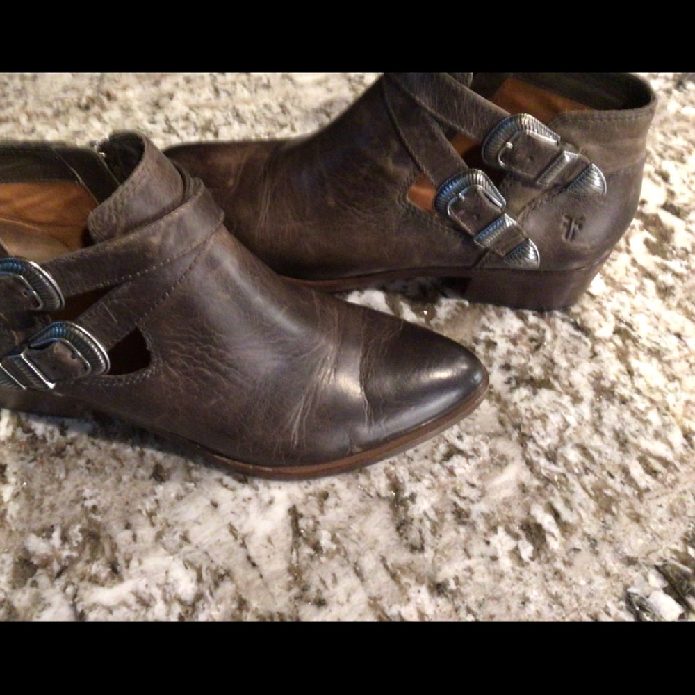 Like new Frye booties